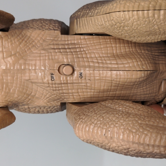 Sharper Image Remote Control T-Rex - Picture 8 of 9